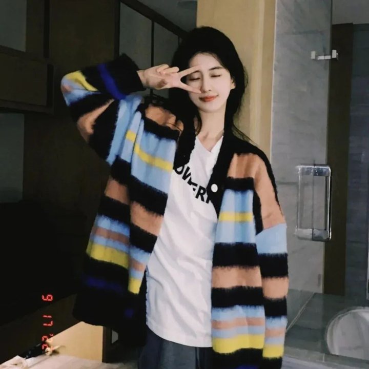 村里来了个直播女神